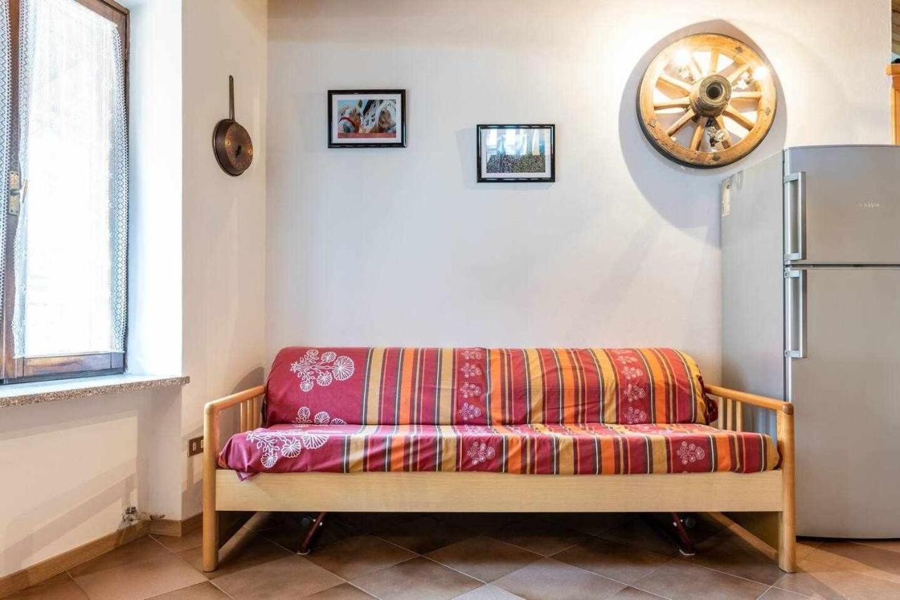 Dimora Al Portico Cloz Ospitar Apartment ภายนอก รูปภาพ