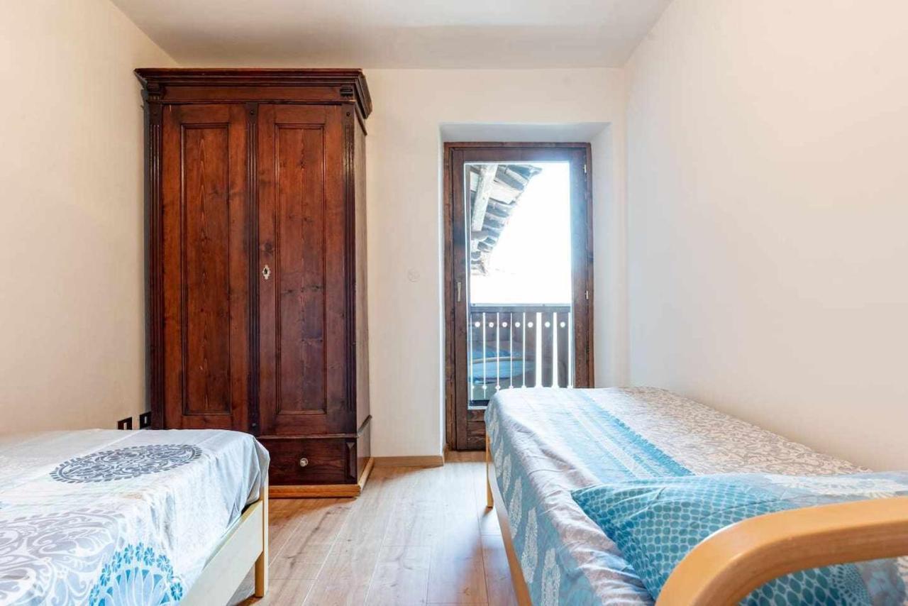 Dimora Al Portico Cloz Ospitar Apartment ภายนอก รูปภาพ